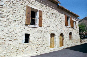 Maison 5/6 personnes à 5 minutes à pied du lac d'Esparron de Verdon